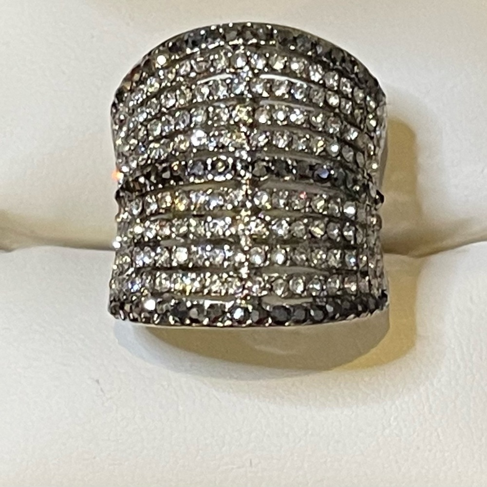 Beautiful accessory ring